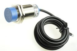 Sensor; inductive; LM30-34025PA-L; PNP; NO; 25mm; 10÷30V; DC; 200mA; cylindrical metal; fi 30mm; 68mm; not flush type; with 2m cable; Greegoo; RoHS