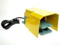 Switch; foot type; CFS-502; ON-(ON); momentary; with cable; 1 way; 2 positions; with guard; 15A; 250V AC; Greegoo; RoHS; yellow; grey
