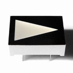 Wyświetlacz; LED; KWL-8011AB; strzałka; anoda; 19,5mm; 18mm; 25mm; Kolor tła: czarny; 3mcd; 632nm; Lucky Light; 20mA; 8,4V