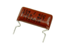 Kondensator; poliestrowy; MKT; 100nF; 400V DC/220V AC; PCMT369; PCMT369DB4104; 5%; 5x11x12,5mm; 10mm; luzem; -55...+105°C; Pilkor; RoHS