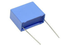 Kondensator; polipropylenowy; X2; MKP; 1uF; 305V AC; PCX2339; PCX2339J65105; 10%; 11x21x26mm; 22,5mm; luzem; -55...+105°C; Pilkor; RoHS