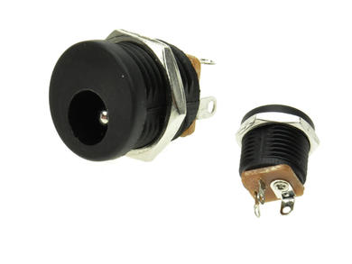 Socket; DC power; with cutout; DC-022B-2,5a; 2,5mm; 5,5mm; straight; for panel; 11,5mm; solder; plastic; RoHS