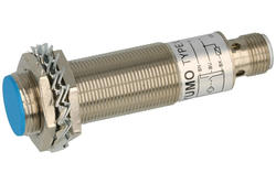 Czujnik; indukcyjny; LM18-3005PAT; PNP; NO; 5mm; 6÷36V; DC; 200mA; cylindryczny metalowy; fi 18mm; 70mm; zabudowany; YUMO; RoHS