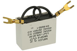 Kondensator; polipropylenowy; silnikowy (rozruchowy); MKSP; 3,5uF; 400V; I1250V535K-C; 17,9x33x41,4mm; konektory 4,8mm; z przewodami; Miflex; RoHS