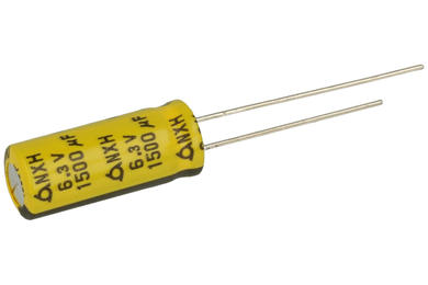Kondensator; niskoimpedancyjny; elektrolityczny; 1500uF; 6,3V; NXH6.3VB1500 M8x20; fi 8x20mm; 3,5mm; przewlekany (THT); luzem; Samyoung; RoHS