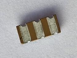 Ceramic resonator; CC8M0HZ-15PF; 8MHz; surface mounted (SMD); RoHS