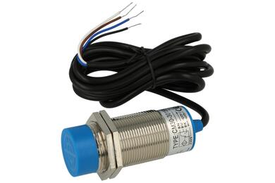Sensor; capacitive; CM30-3015PC; PNP; NO/NC; 15mm; 6÷36V; DC; 300mA; cylindrical metal; fi 30mm; 60mm; not flush type; with 1,5m cable; IP67; YUMO; RoHS