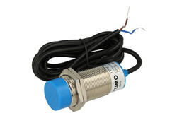 Sensor; capacitive; CM30-2015B; two-wire; SCR; NC; 15mm; 90÷250V; AC; 200mA; cylindrical metal; fi 30mm; 55mm; not flush type; with 1,5m cable; IP67; YUMO; RoHS