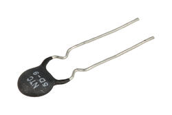 Termistor NTC; zabezpieczający; NTC5D-9; 5ohm; 3A; przewlekany (THT); fi 10,5mm; 5mm; -55...+200°C; Vatronics; RoHS Termistor NTC; zabezpieczający; NTC5D-9; 5ohm; 3A; przewlekany (THT); fi 10,5mm; 5mm; -55...+200°C; Vatronics; RoHS